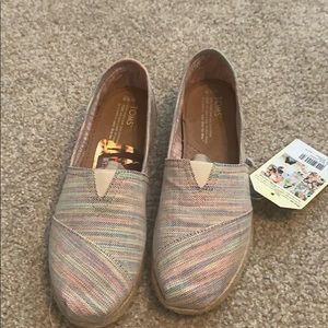 Toms slip on shoes